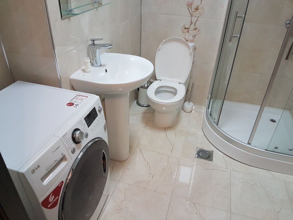 Санкт-Петербург: On Mebelnaya 49 92 18 Etazh Apartments