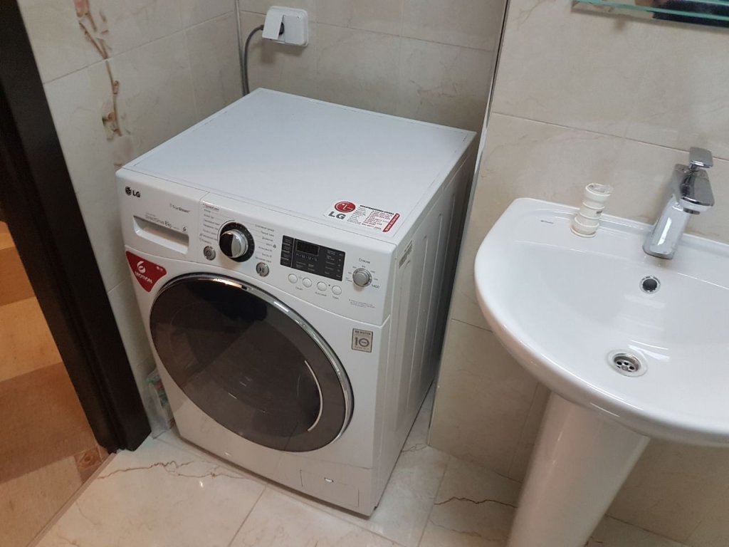 Санкт-Петербург: On Mebelnaya 49 92 18 Etazh Apartments