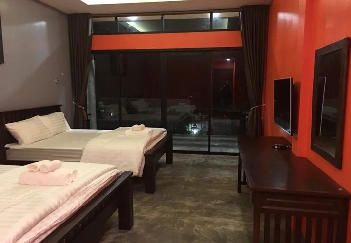 Маерим: Baanmonjor