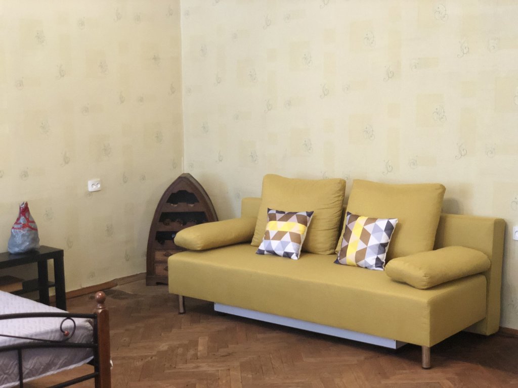 Санкт-Петербург: Apartamentyi Na Bakunina