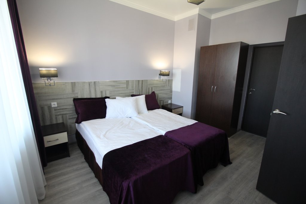 Адлер: Sochifornia Apartments