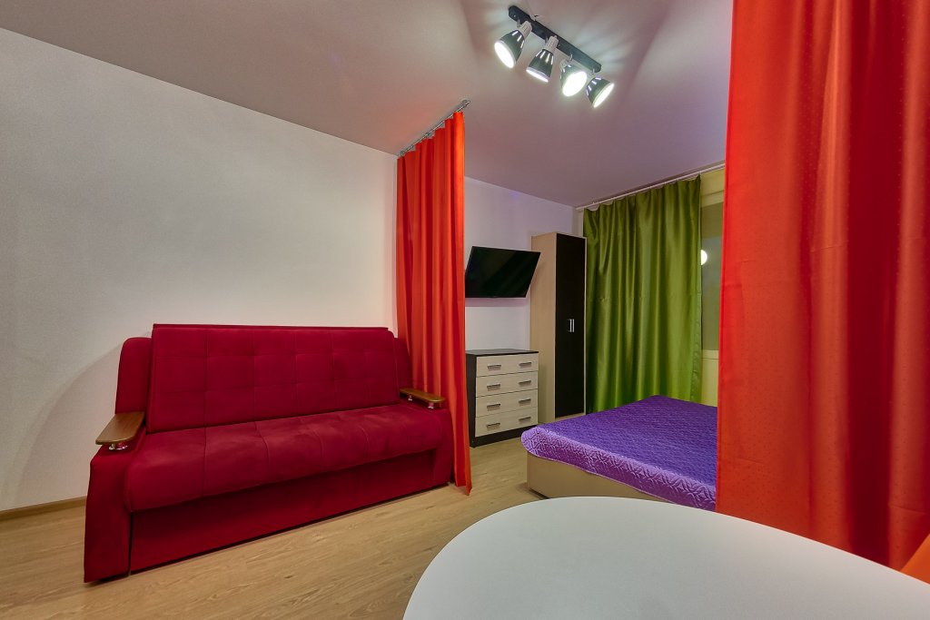 Санкт-Петербург: Raduga Apartments