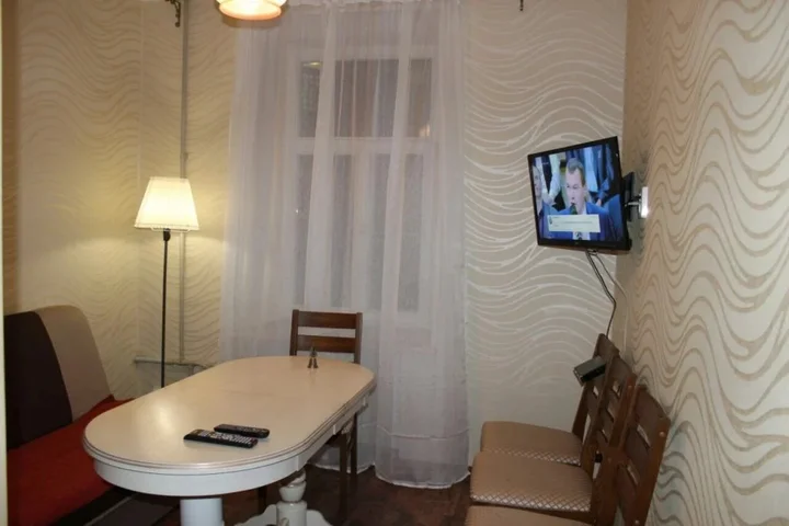 Санкт-Петербург: Na Nevskom 84-86 Apartments