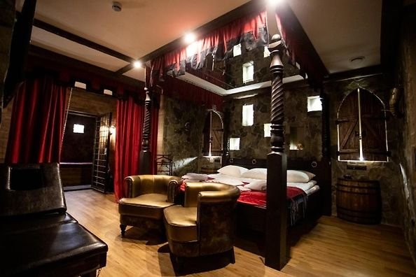 Санкт-Петербург: Red Room Hotel