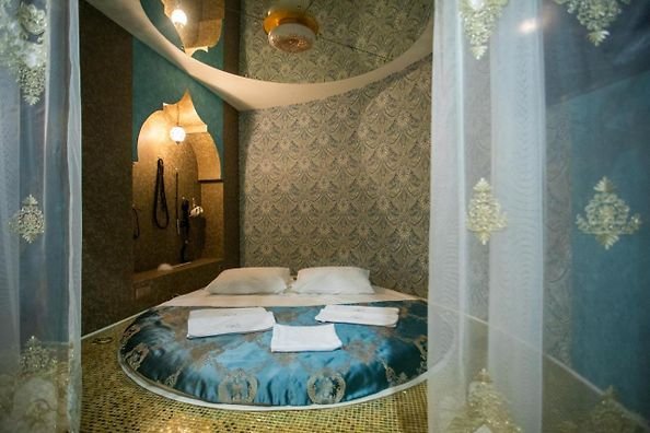 Санкт-Петербург: Red Room Hotel