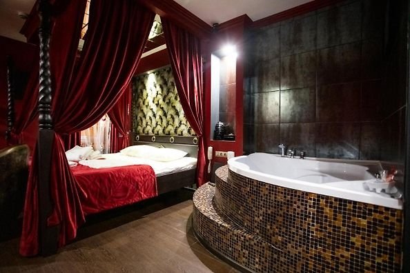 Санкт-Петербург: Red Room Hotel