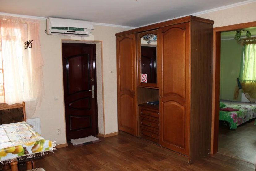 Керчь: Na Chernyishevskogo 21-2 Apartments