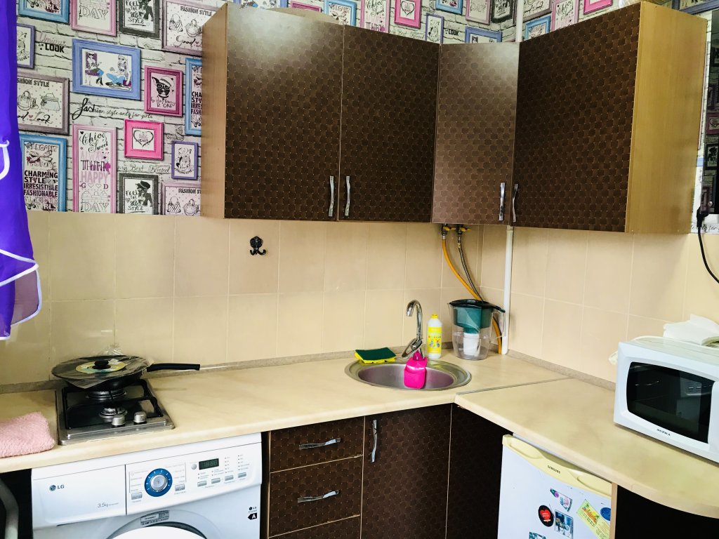 Керчь: Na Sergeya Borzenko 21 Apartments