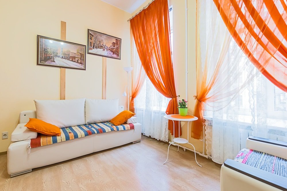 Санкт-Петербург: Cozy Housing By Moscow Railway Station