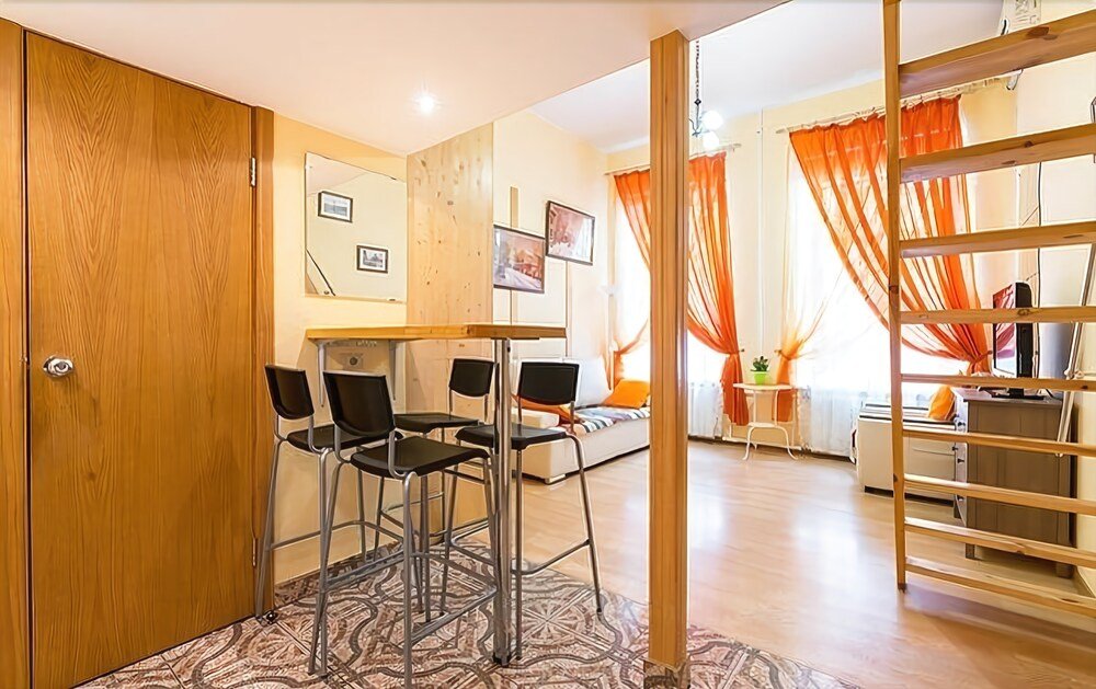 Санкт-Петербург: Cozy Housing By Moscow Railway Station