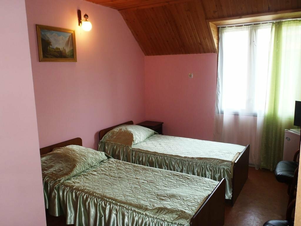 Лазаревское: U Feliksa Hotel