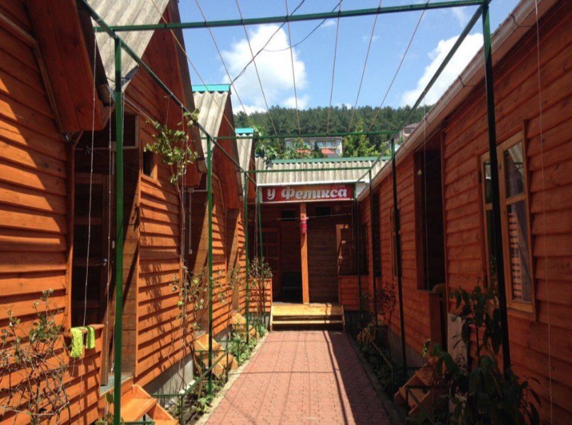 Лазаревское: U Feliksa Hotel
