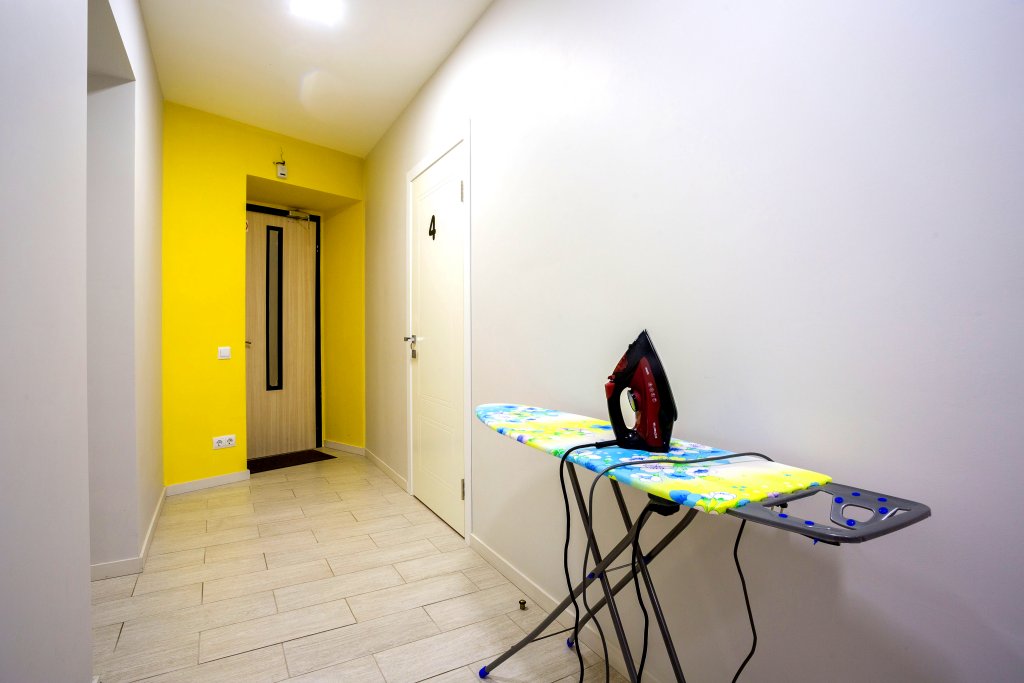 Санкт-Петербург: Chevron Inn Living Quarters