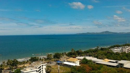 Паттайя: Jomtien Beach Studio F15