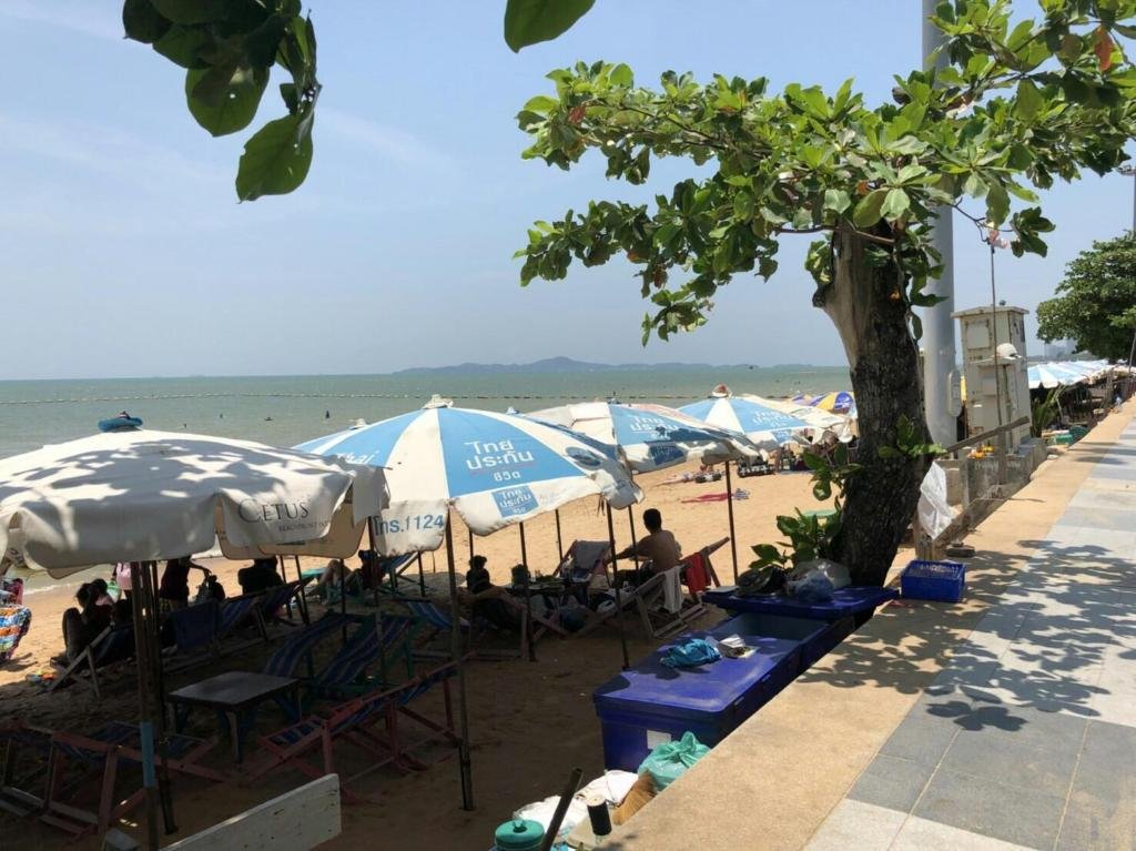 Kuno - 2Br, Beachfront Jomtien — фото 5