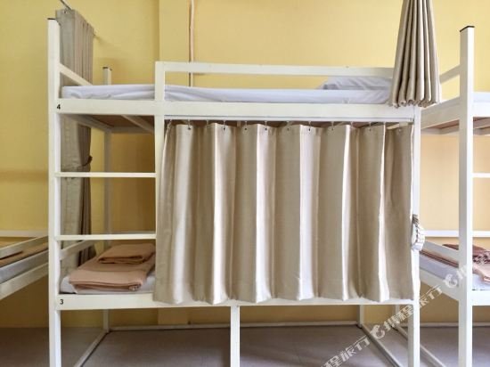 Бангкок: Room 218 Hostel Dorm For Rent