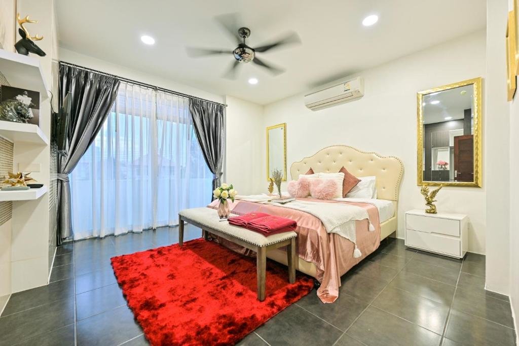 Паттайя: 4BD Pool Villa Pattaya with Jacuzzi - Exquisite Pool Villa A