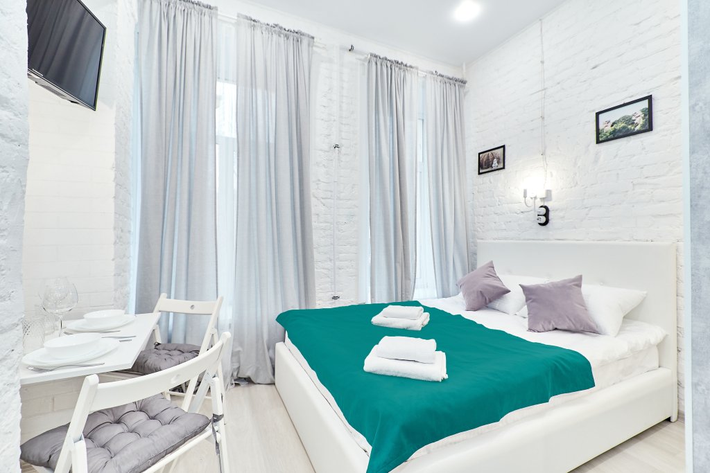 Санкт-Петербург: Takeroom Shpalernaya 3 Apartments