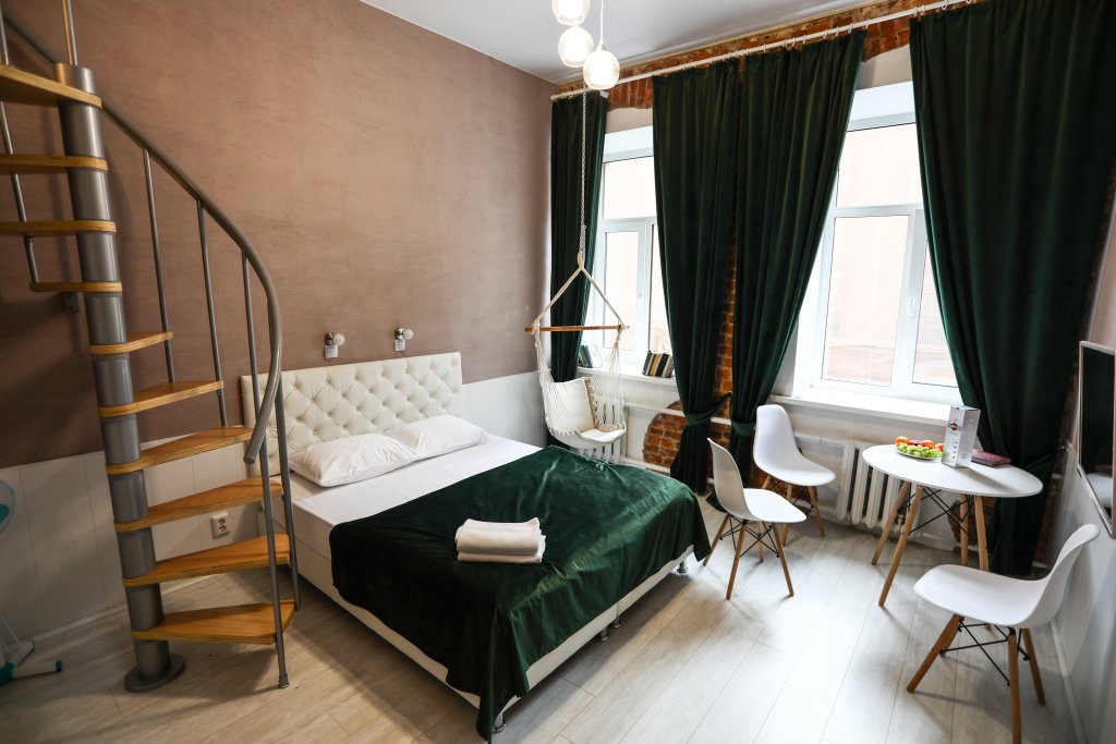 Санкт-Петербург: Eseniya Sadovaya 65 Apartments