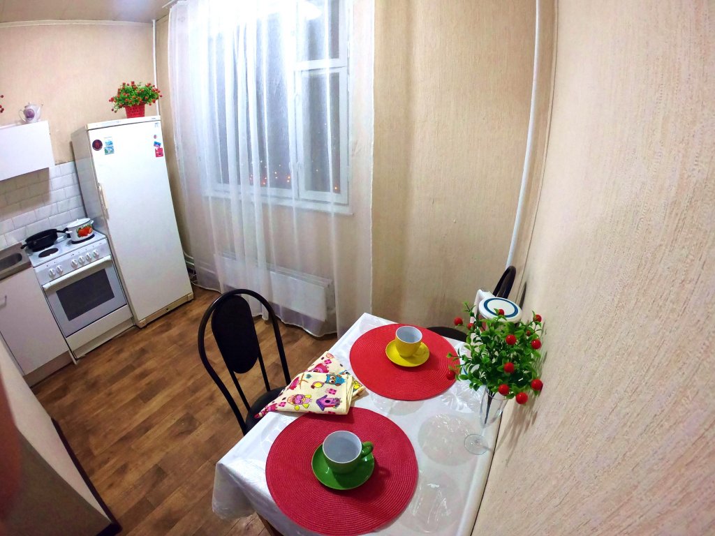 Москва: Brateevskaya 21 1 Apartments
