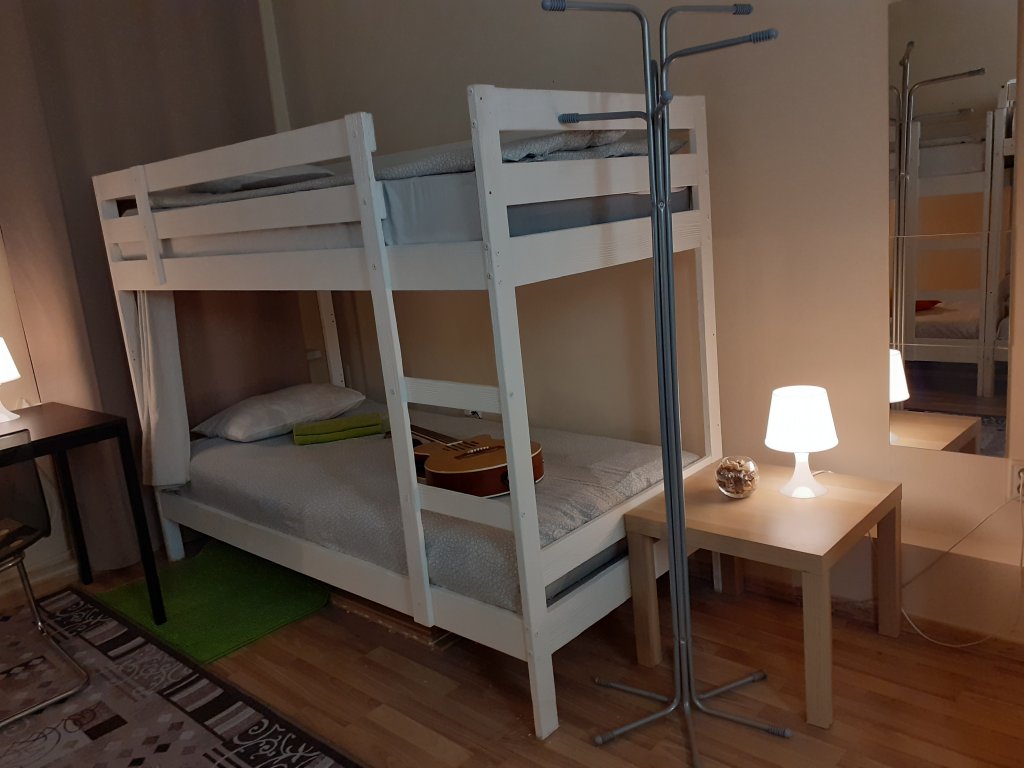 Санкт-Петербург: Caramel Hostel