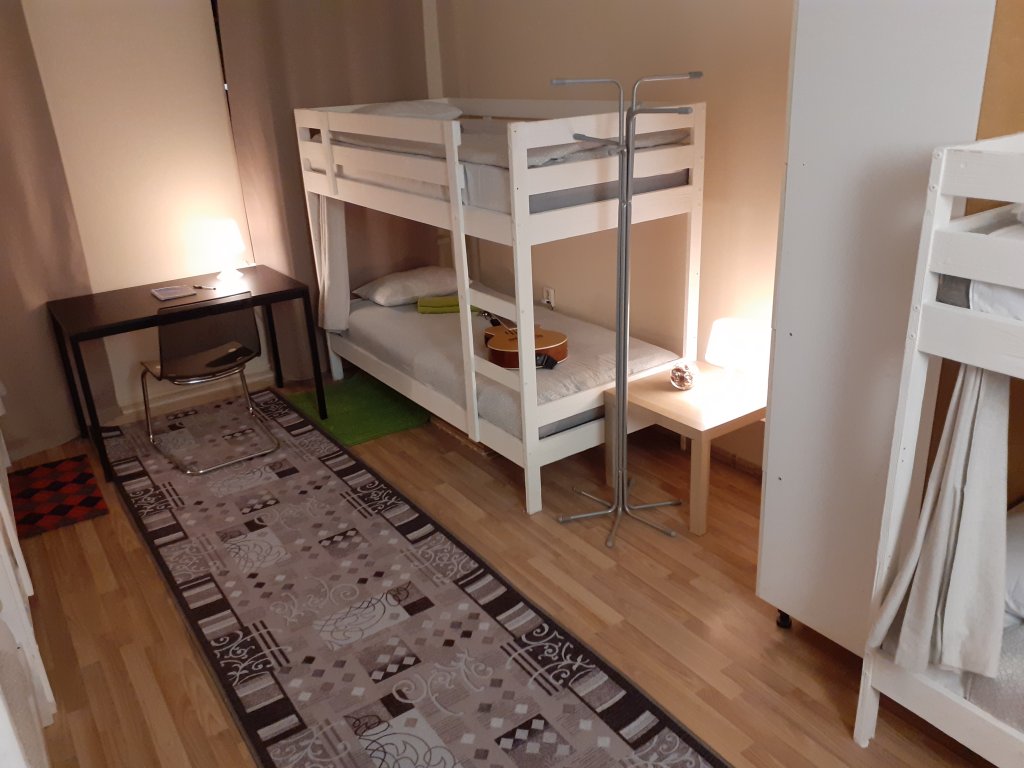 Санкт-Петербург: Caramel Hostel