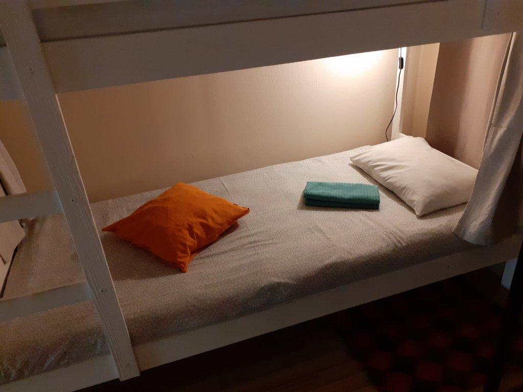 Санкт-Петербург: Caramel Hostel