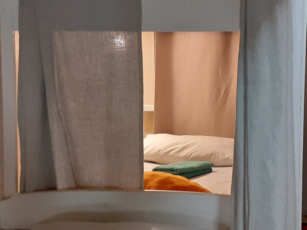 Санкт-Петербург: Caramel Hostel
