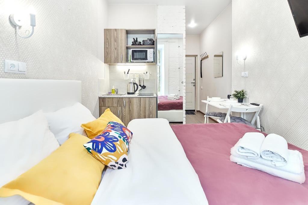 Санкт-Петербург: Takeroom Tavricheskaya 2 Apartments