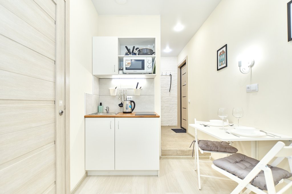 Санкт-Петербург: Takeroom 6 Ya Sovetskaya 5 Apartments