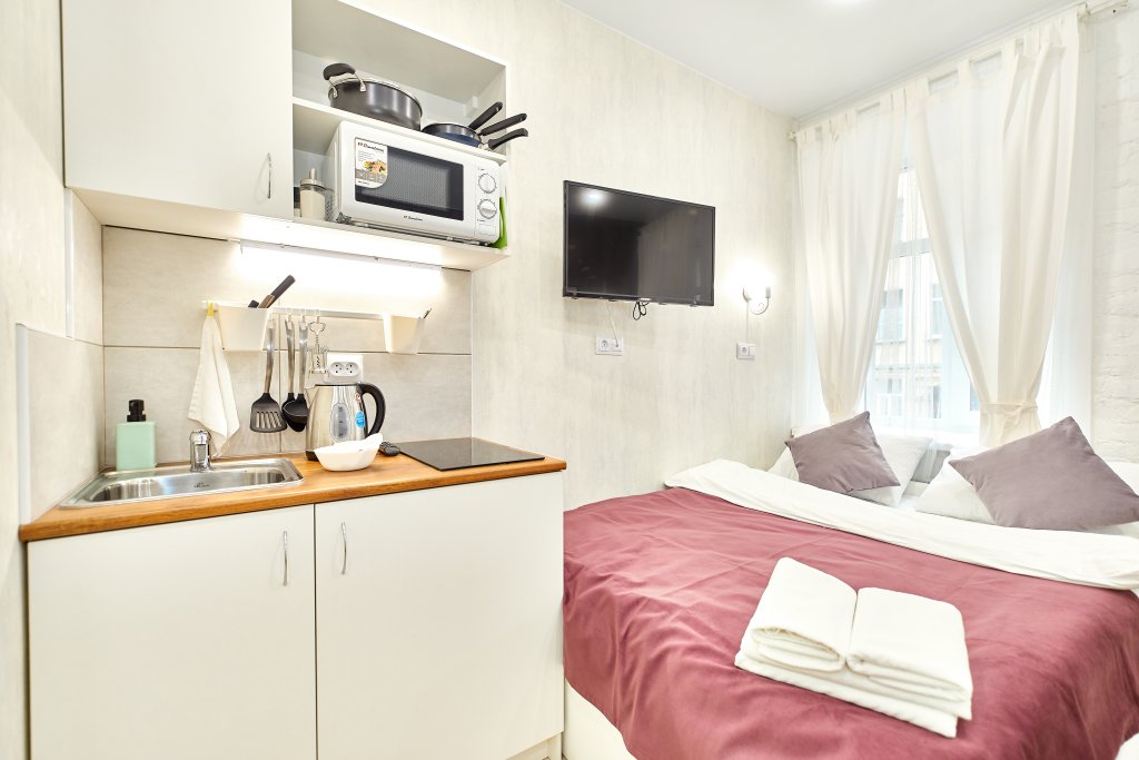 Санкт-Петербург: Takeroom 6 Ya Sovetskaya 5 Apartments