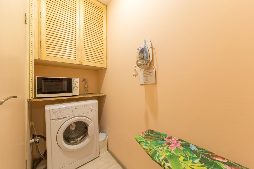 Санкт-Петербург: Raevskogo 5 1 Apartments