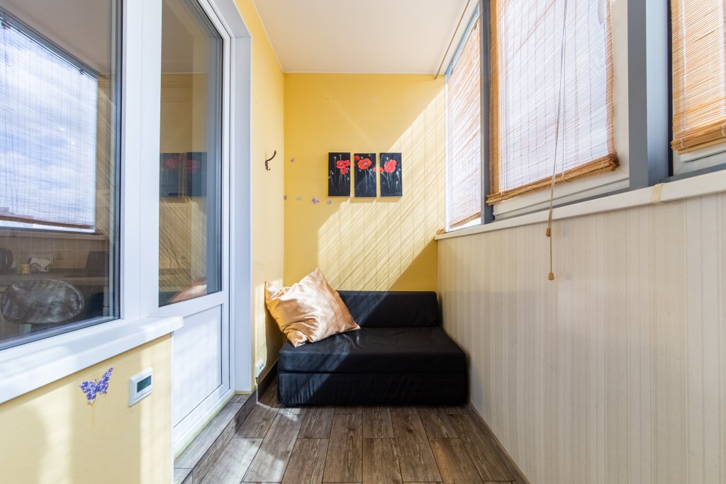 Санкт-Петербург: Gzhatskaya 22 4 Apartments
