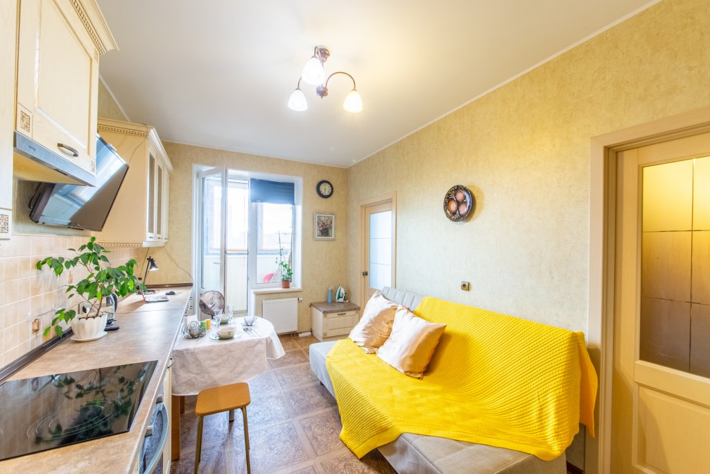 Санкт-Петербург: Gzhatskaya 22 4 Apartments