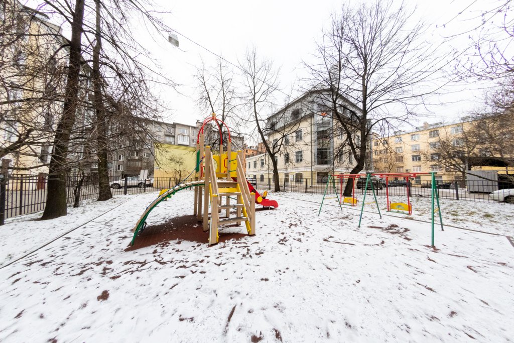 Санкт-Петербург: Bolshaya Pushkarskaya 48 Apartments