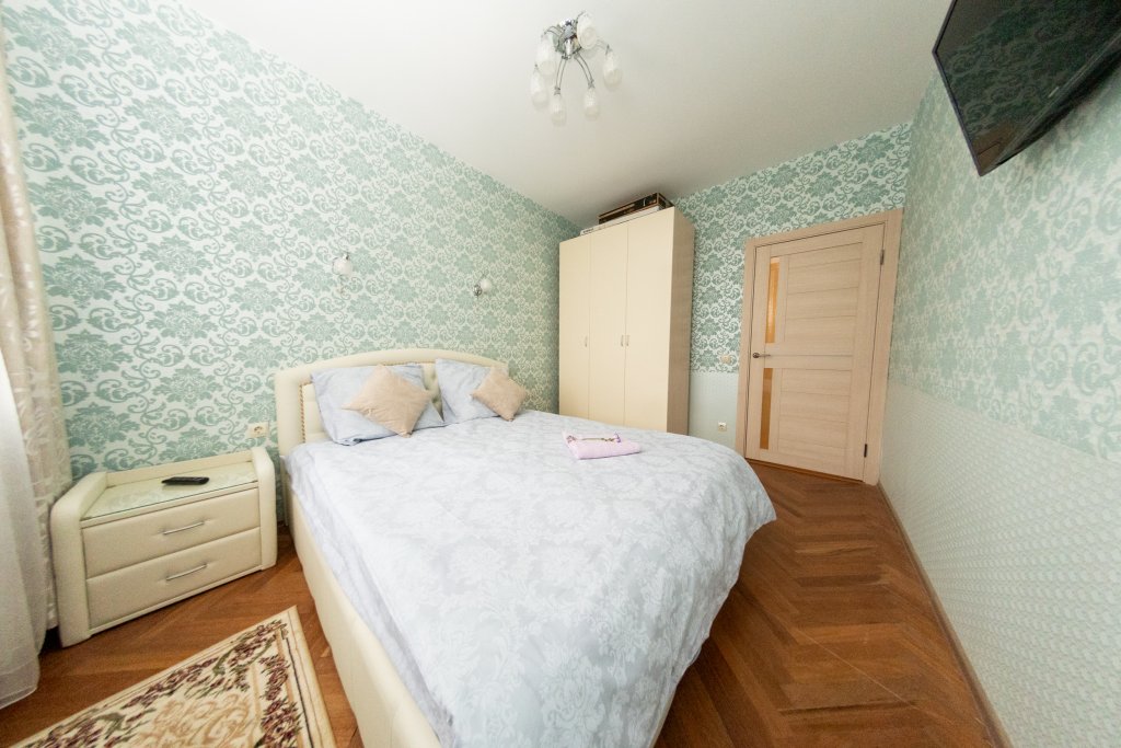 Санкт-Петербург: Bolshaya Pushkarskaya 48 Apartments