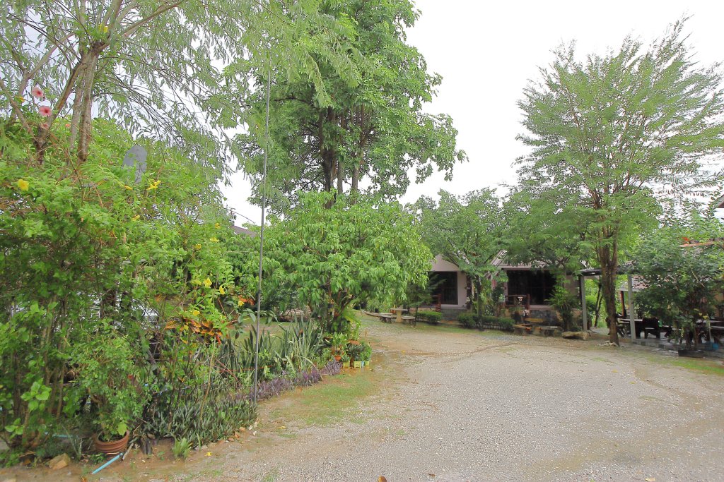 Сай Йок: Happiness Resort Kanchanaburi