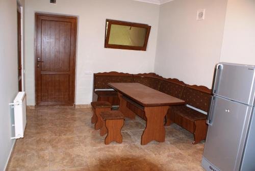 Одзун: Odzun Boarding House