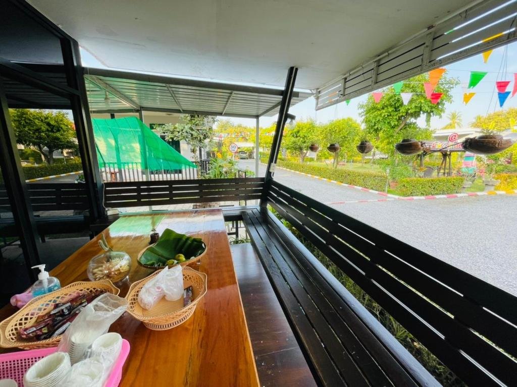 Лопбури: Baan Ruay Suk Resort, Lopburi