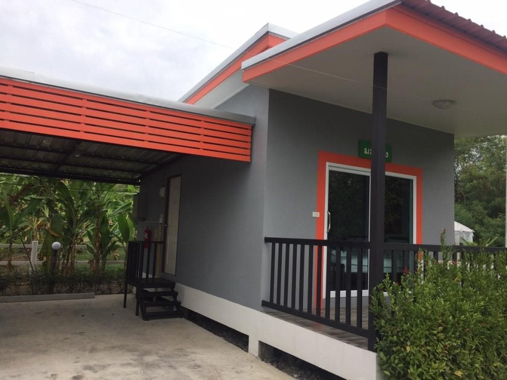 Лопбури: Baan Ruay Suk Resort, Lopburi