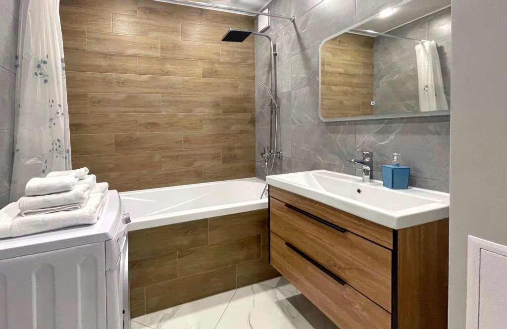 Тюмень: Апартаменты "Crystal Rentals"