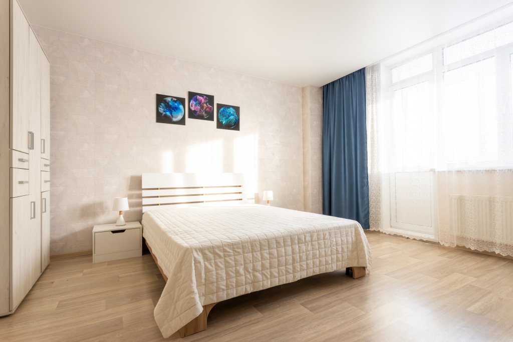 Красноярск: Апартаменты Favorite House на ул. Авиаторов 47