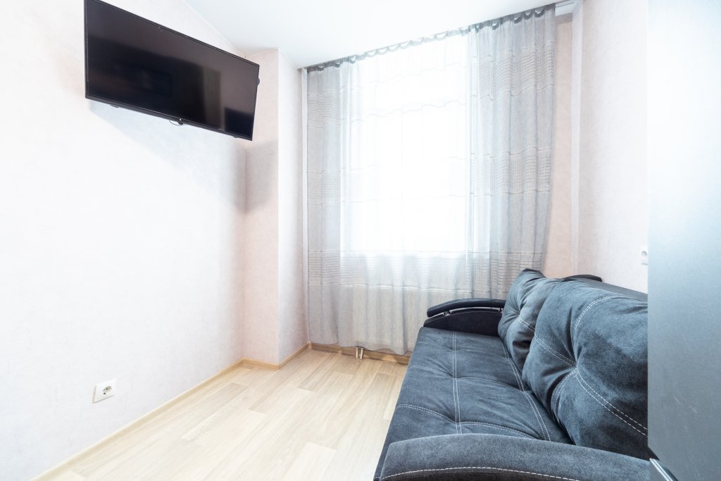 Красноярск: Апартаменты Favorite House на ул. Авиаторов 47