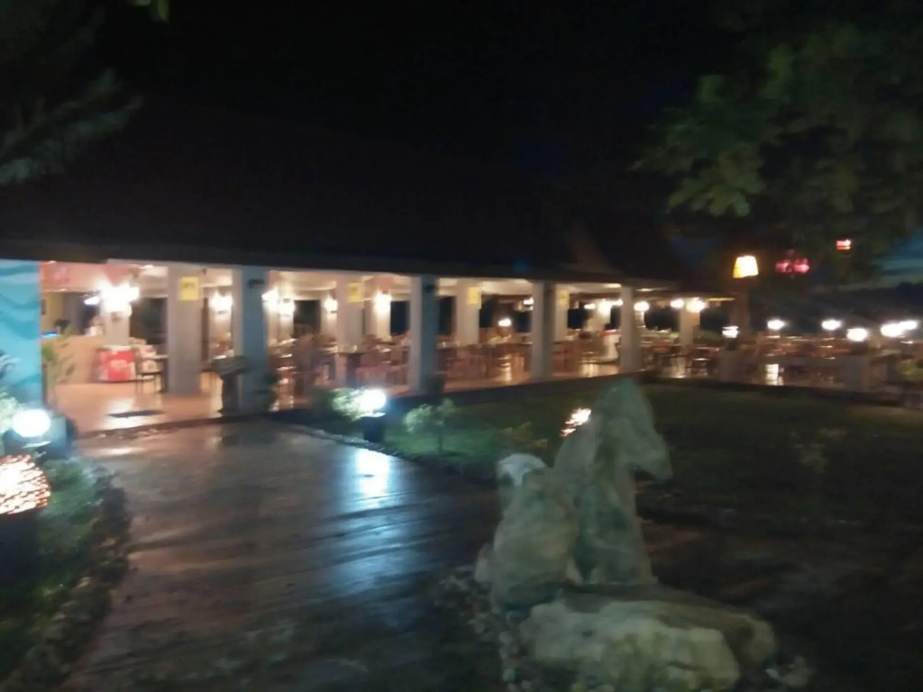 Краби: Andaman Beach Resort