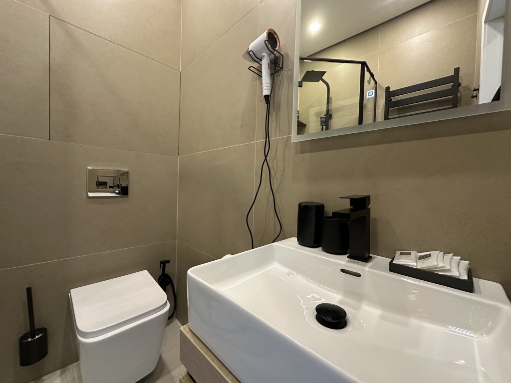 Алушта: Апартаменты LS-Art Crystal Blue с видом на море 13 этаж