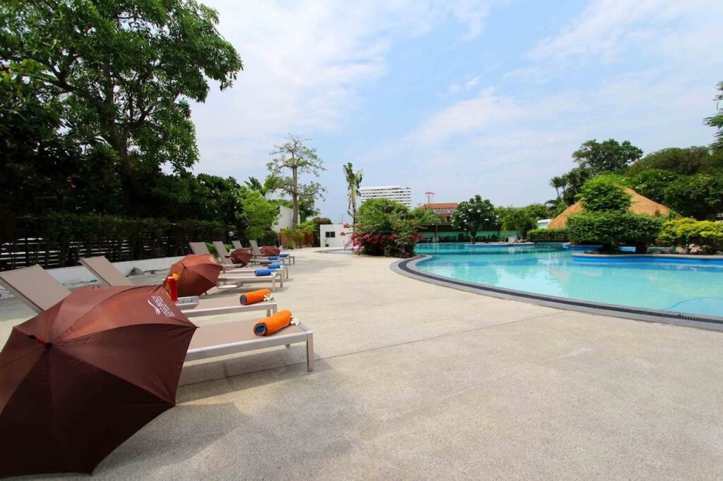Паттайя: Coco Beach Hotel Jomtien Pattaya