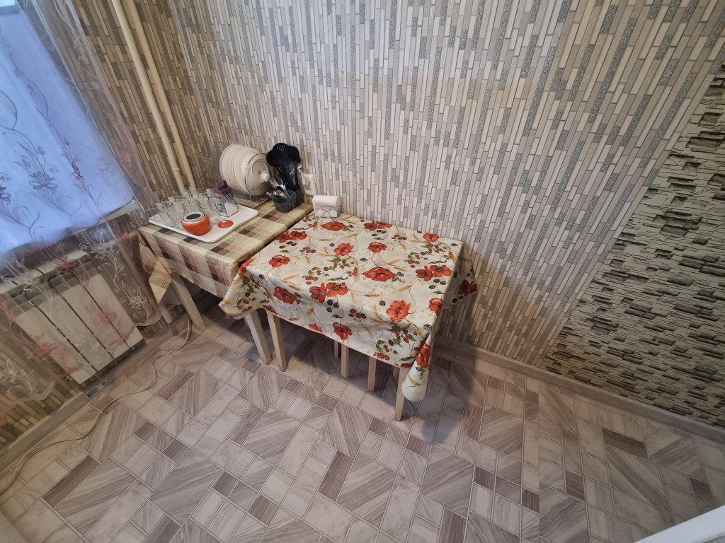 Златоуст: Квартира 2-комнатная квартира на Гагарина 8 линия 13