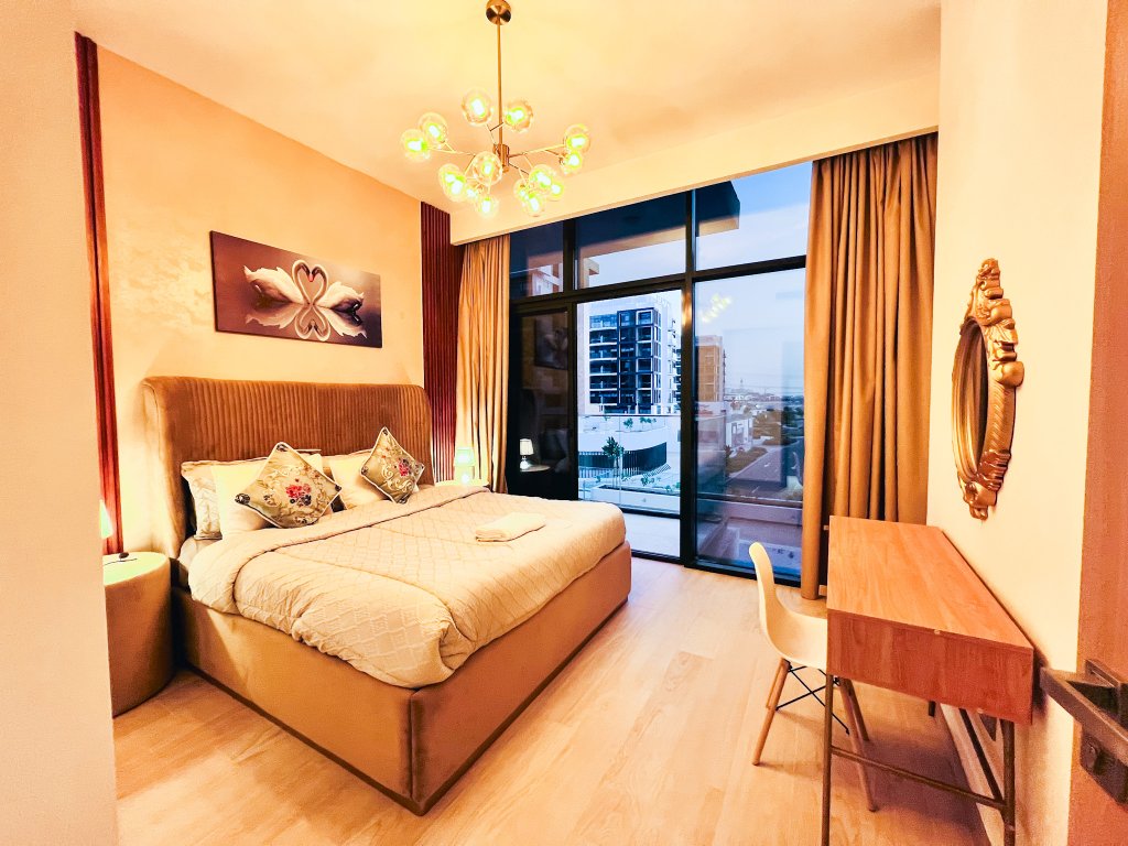 Дубай: Апартаменты Cosmos Living MBR City 9 mins Burj Khalifa