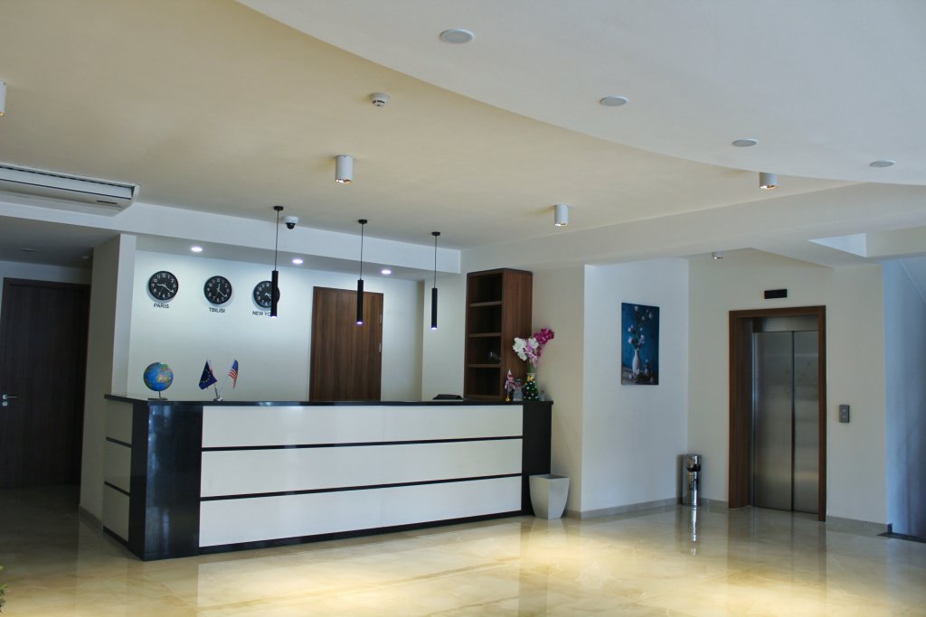Тбилиси: Hotel West Tbilisi