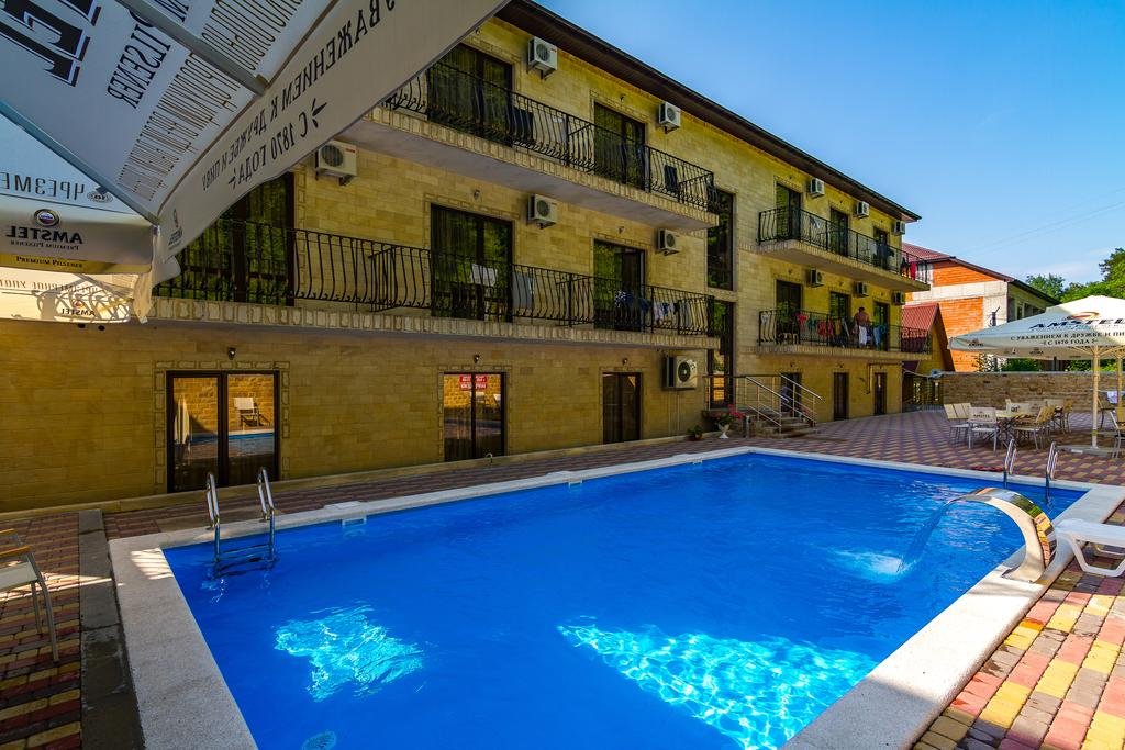 Тенгинское сельское поселение: Zolotaya Korona Hotel